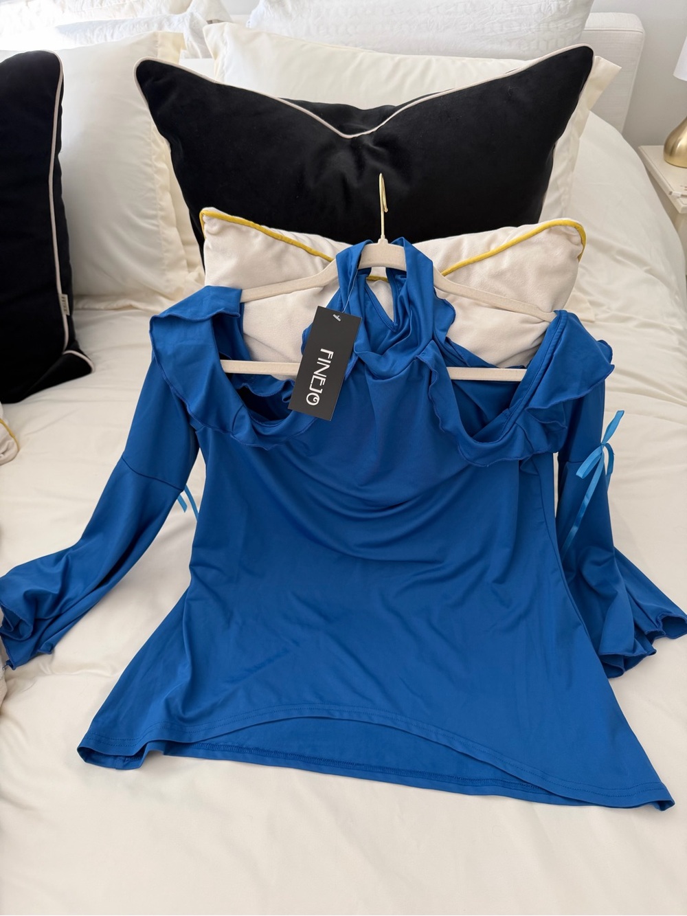 Women’s Royal Blue Cold-Shoulder Top